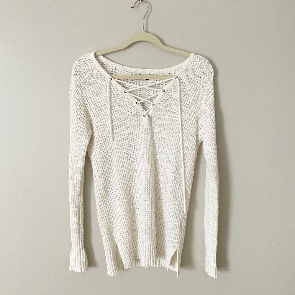 American Eagle Sweater